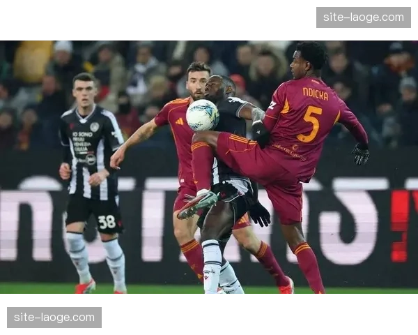 罗马客场挑战卡利亚里 争四球队状态检验欧冠资格前景