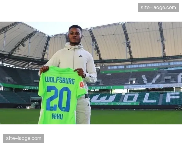 沃尔夫斯堡防守端轮换 库列拉基斯岑特后防核心稳定